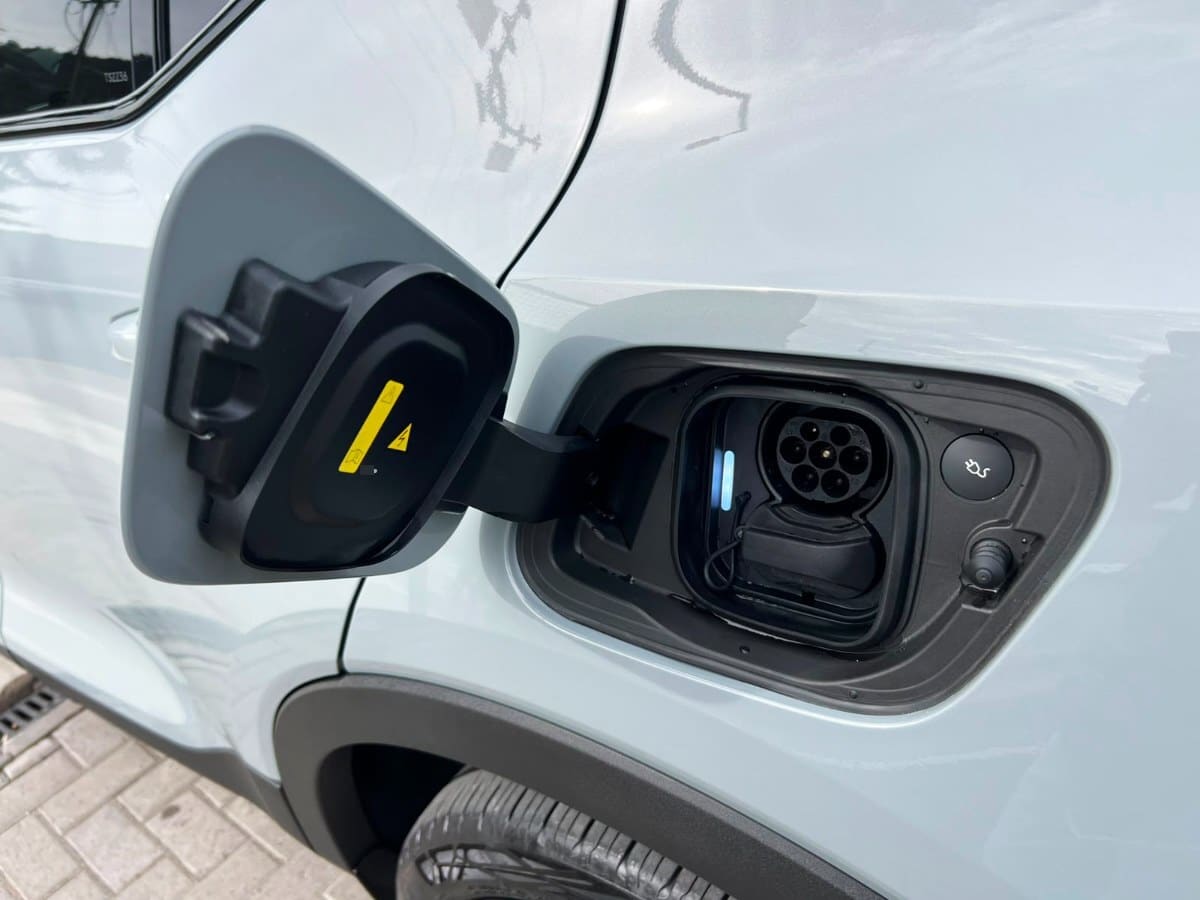 Volvo Ex40 P8 Awd año 2025