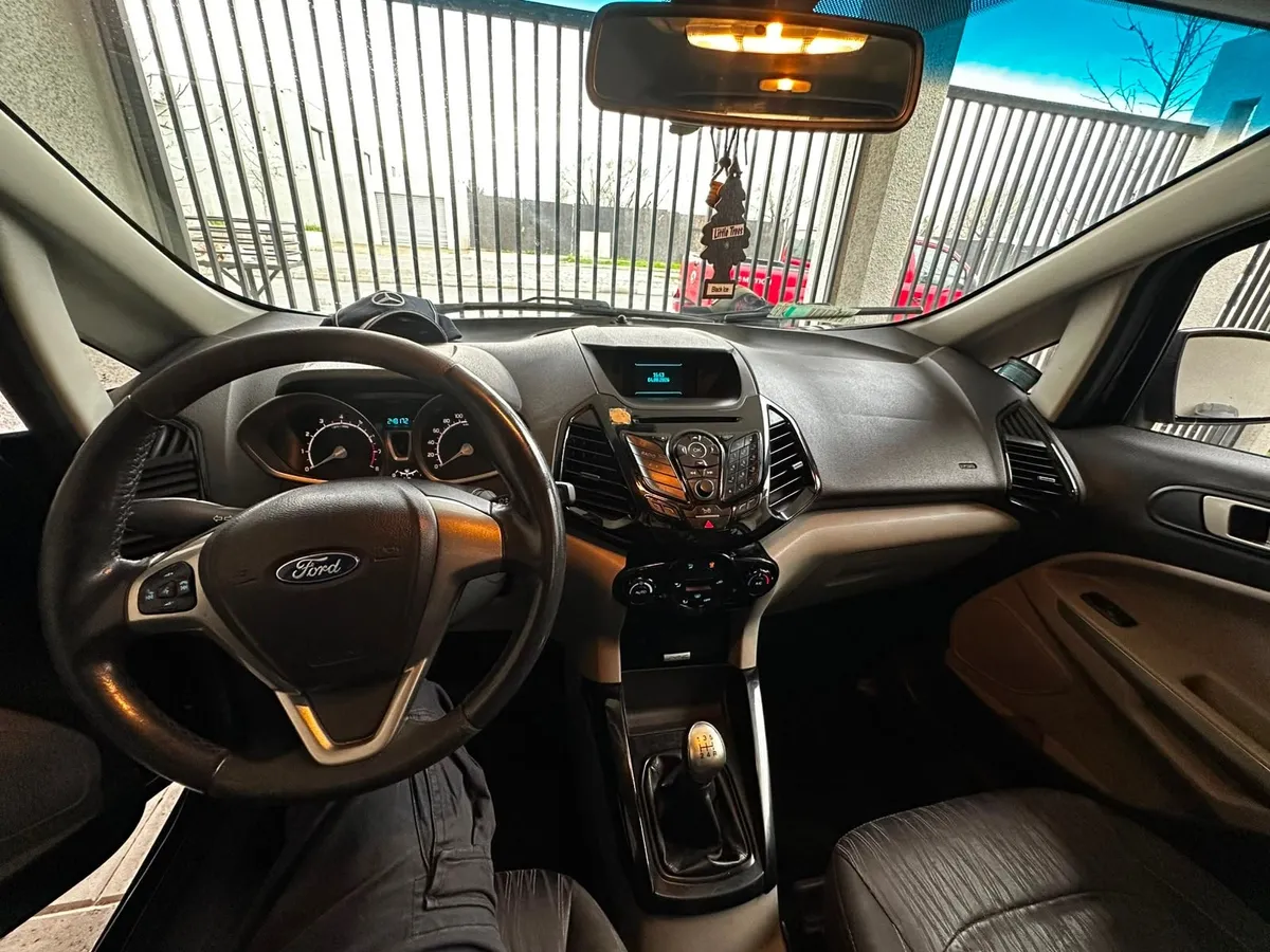 FORD ECOSPORT 1.6 S Mt año 2017
