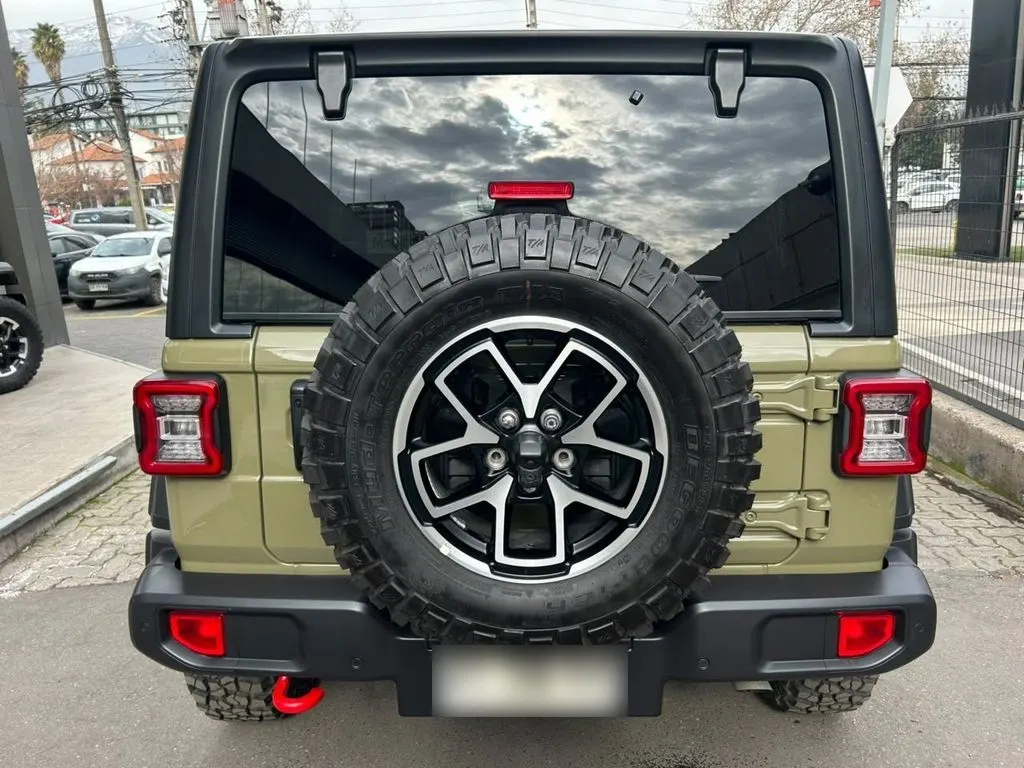 Jeep Wrangler 2.0 T Rubicon At 4x4 año 2026