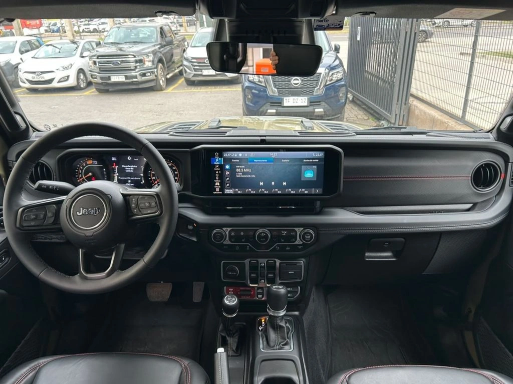 Jeep Wrangler 2.0 T Rubicon At 4x4 año 2026