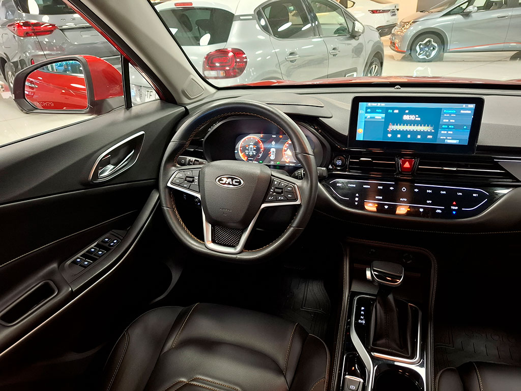 JAC Js4 1.5 Luxury At año 2024