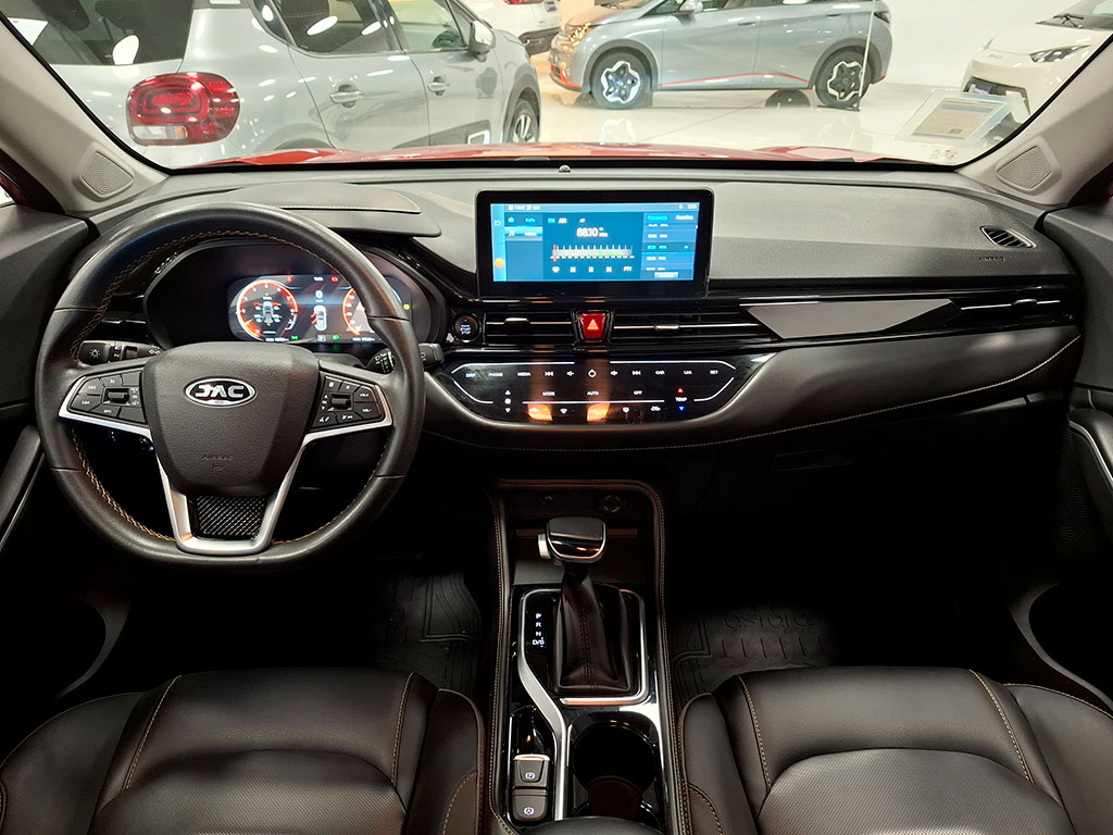 JAC Js4 1.5 Luxury At año 2024
