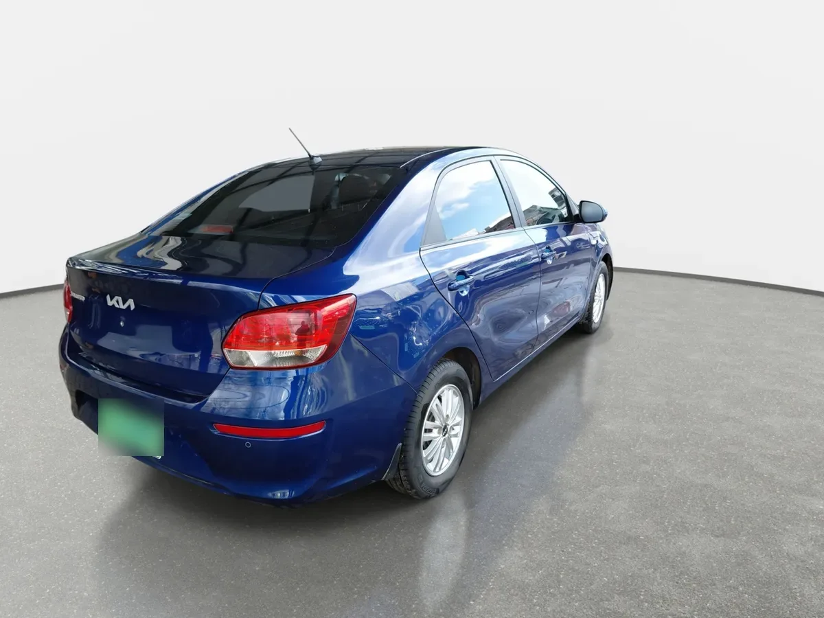 Kia Soluto 1.4 Ex Full 4x2 Srf Mt 4p año 2024