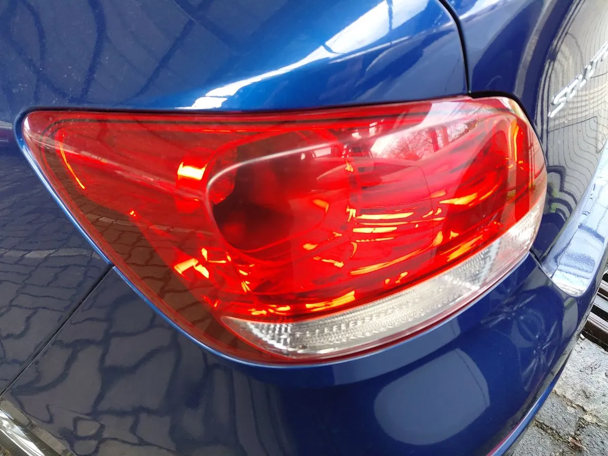 Kia Soluto 1.4 Ex Full 4x2 Srf Mt 4p año 2024