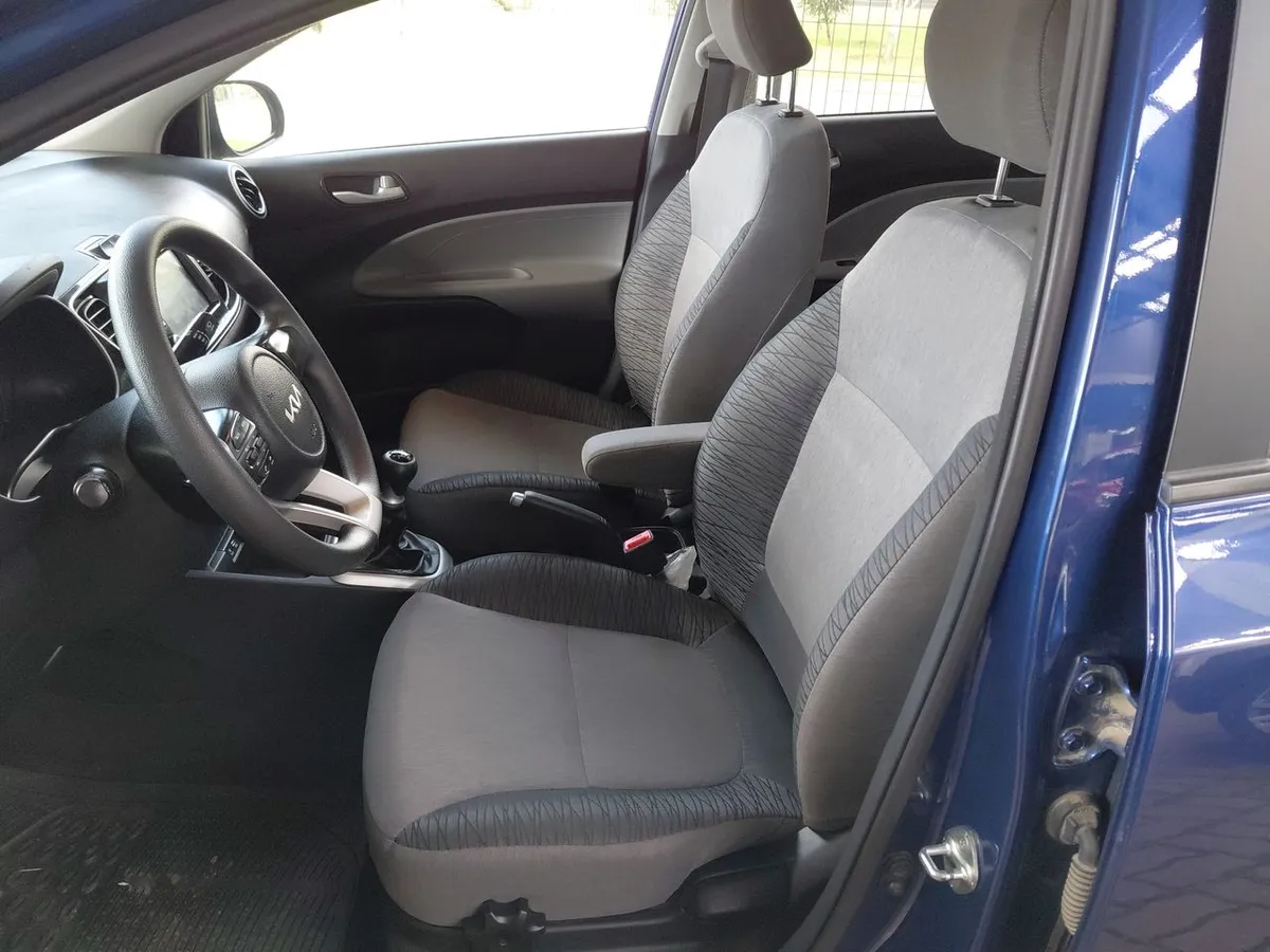 Kia Soluto 1.4 Ex Full 4x2 Srf Mt 4p año 2024