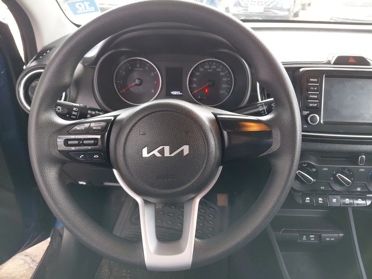 Kia Soluto 1.4 Ex Full 4x2 Srf Mt 4p año 2024