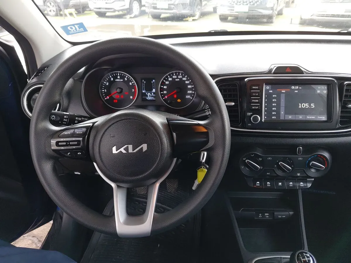 Kia Soluto 1.4 Ex Full 4x2 Srf Mt 4p año 2024