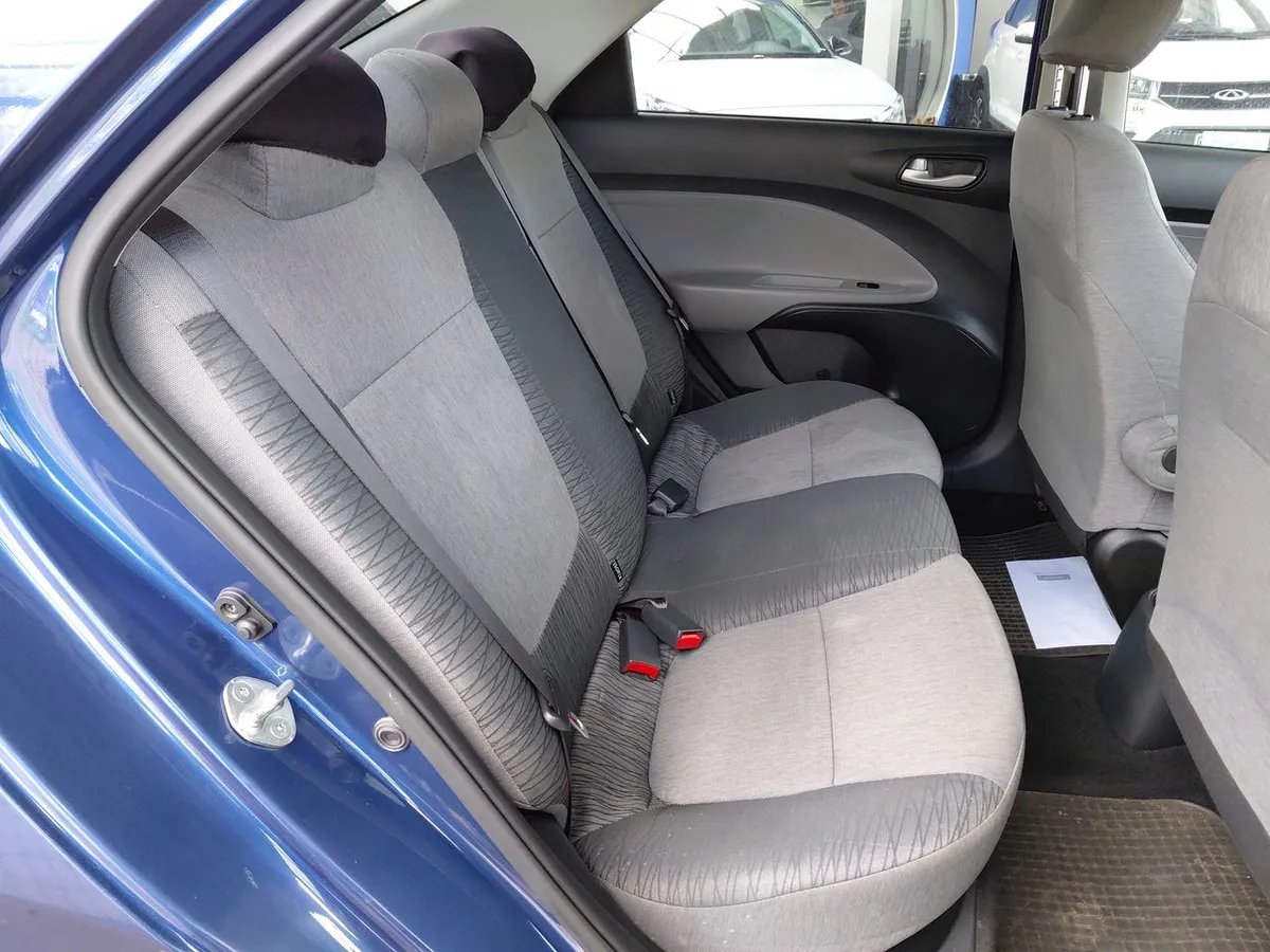 Kia Soluto 1.4 Ex Full 4x2 Srf Mt 4p año 2024