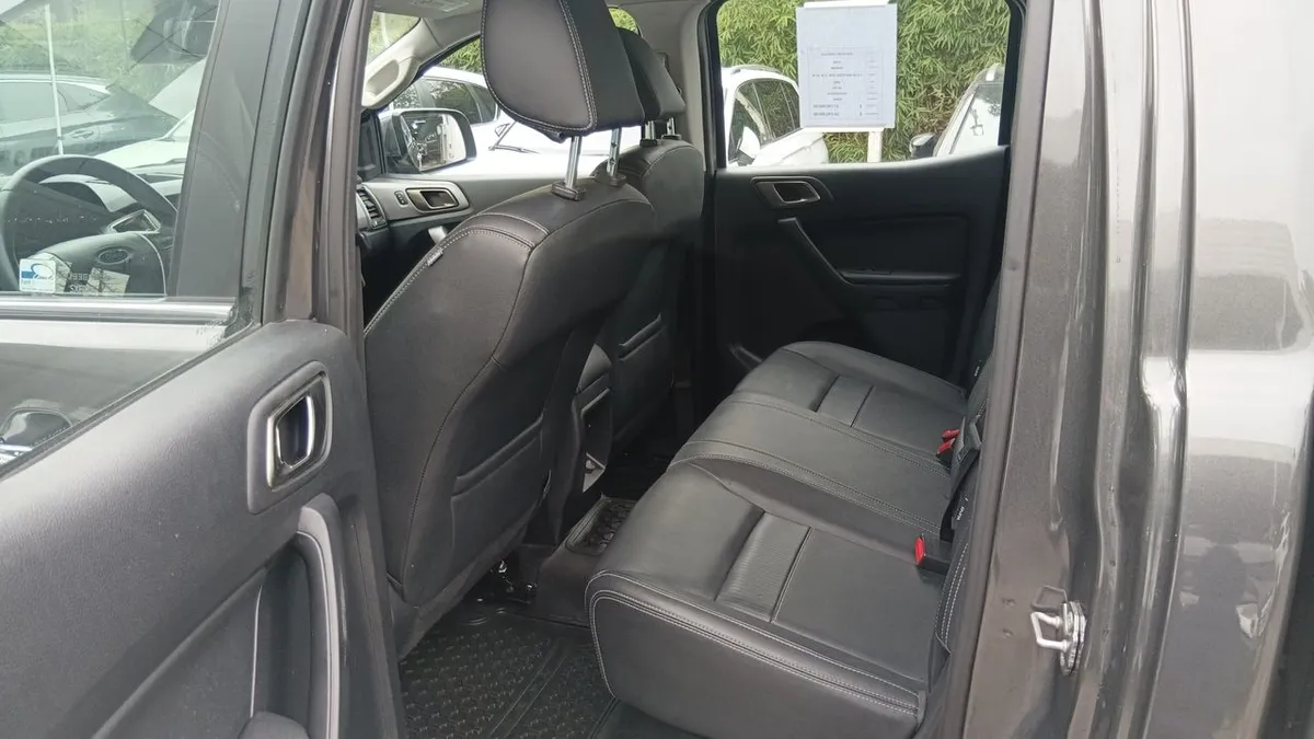 Ford Ranger 3.2 Ltd 4x4 Diesel Dob. Cab. At 4p año 2023