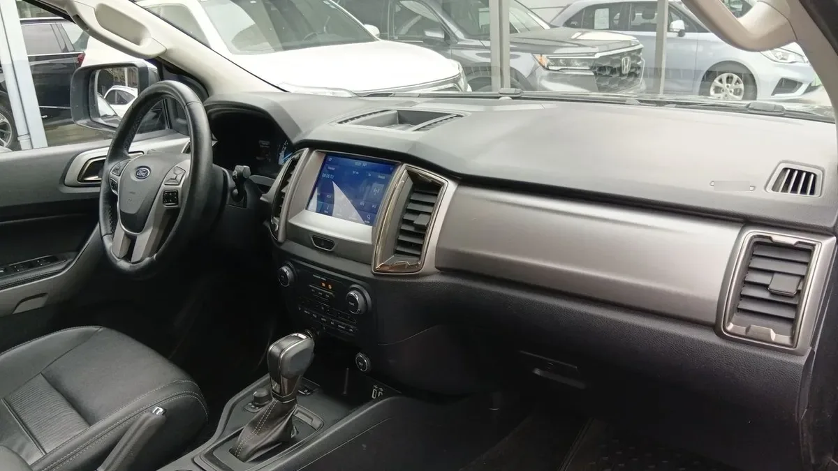 Ford Ranger 3.2 Ltd 4x4 Diesel Dob. Cab. At 4p año 2023