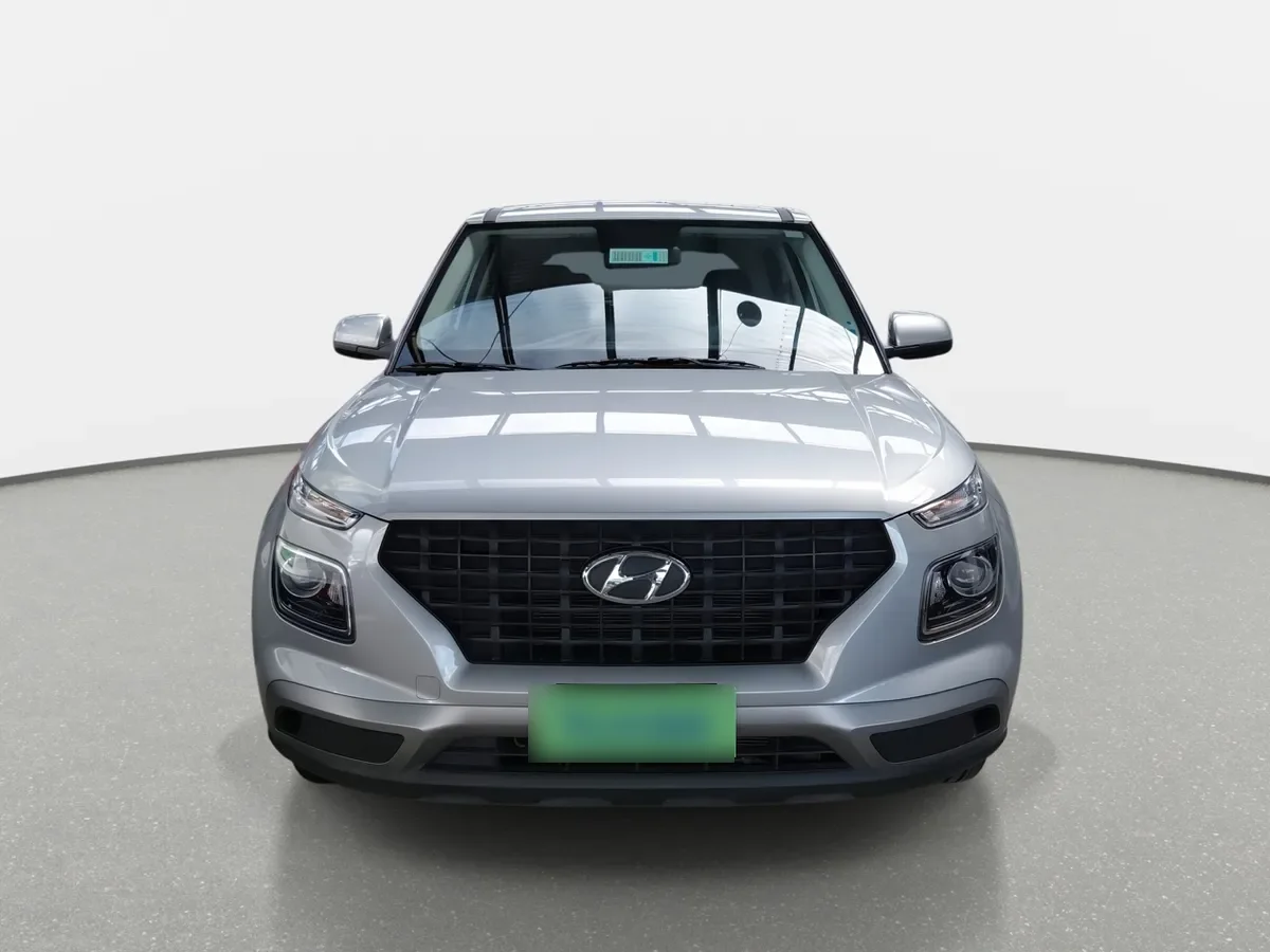 Hyundai Venue 1.6 Qx Go 4x2 Mt 5p año 2026