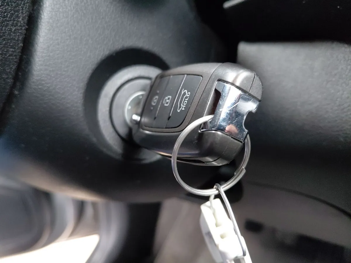 Hyundai Venue 1.6 Qx Go 4x2 Mt 5p año 2026