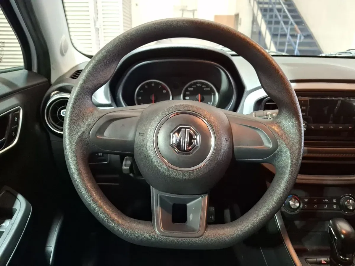 MG Mg 3 1.5 Std 4x2 Hb At 5p año 2022