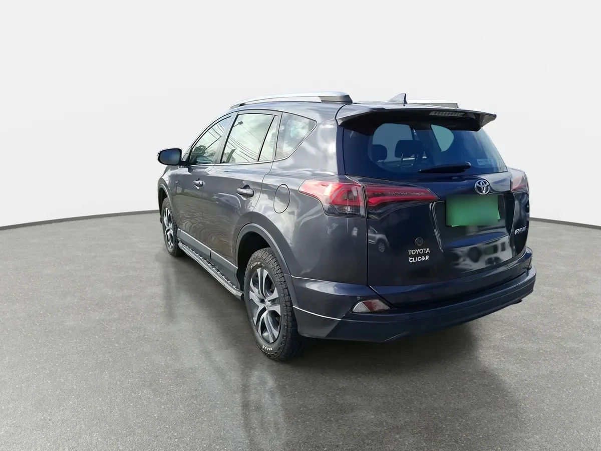 Toyota Rav 4 2.0 Adventure 4x2 Lujo Mt 5p año 2019