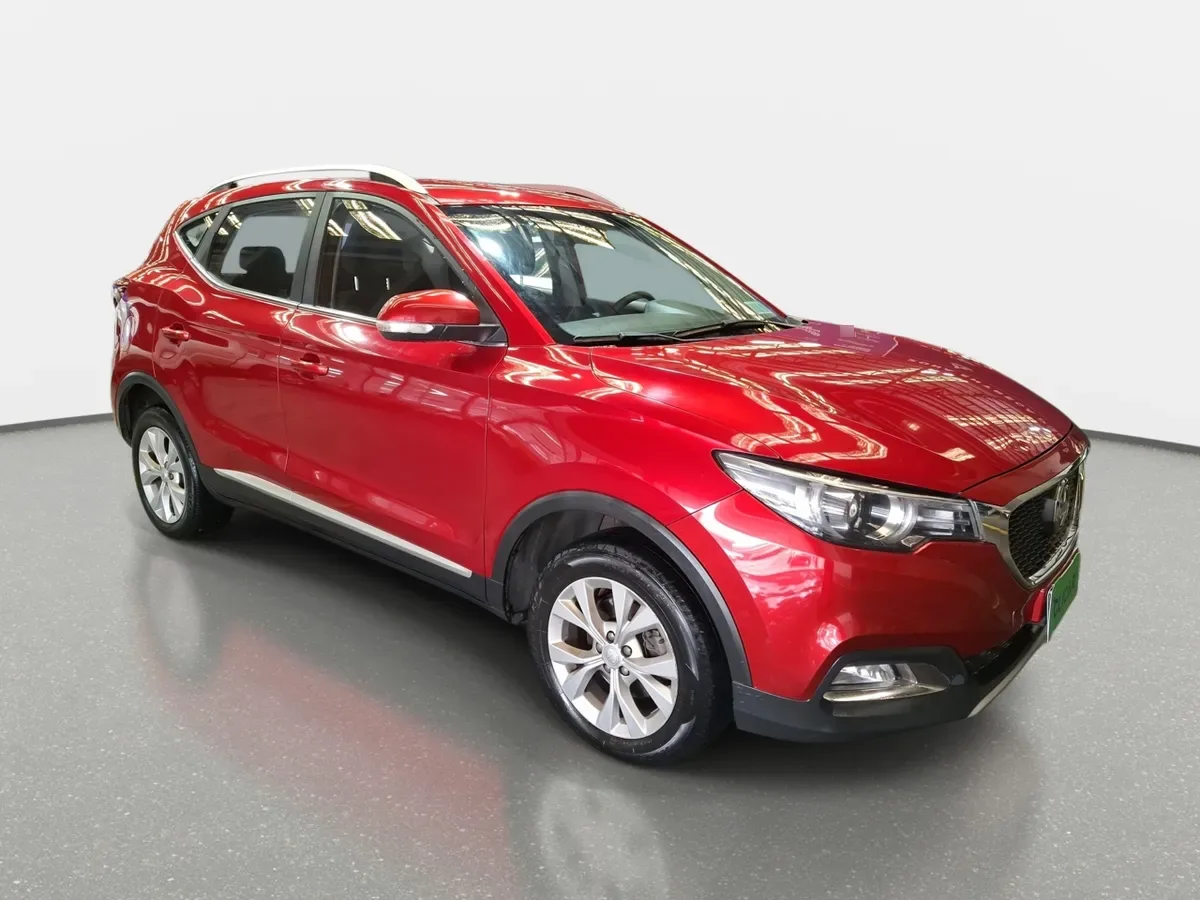 MG Mg Zs 1.5 Std 4x2 Mt 5p año 2023