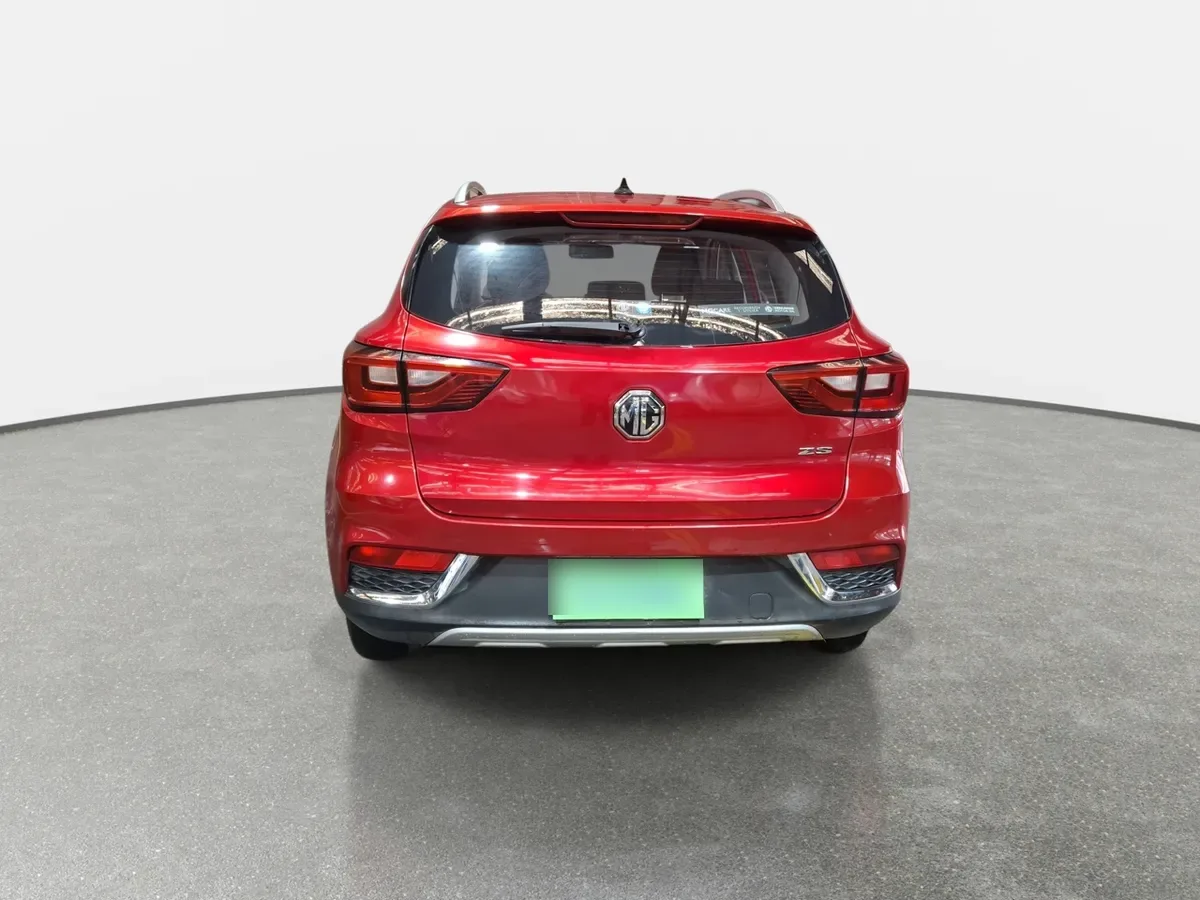 MG Mg Zs 1.5 Std 4x2 Mt 5p año 2023