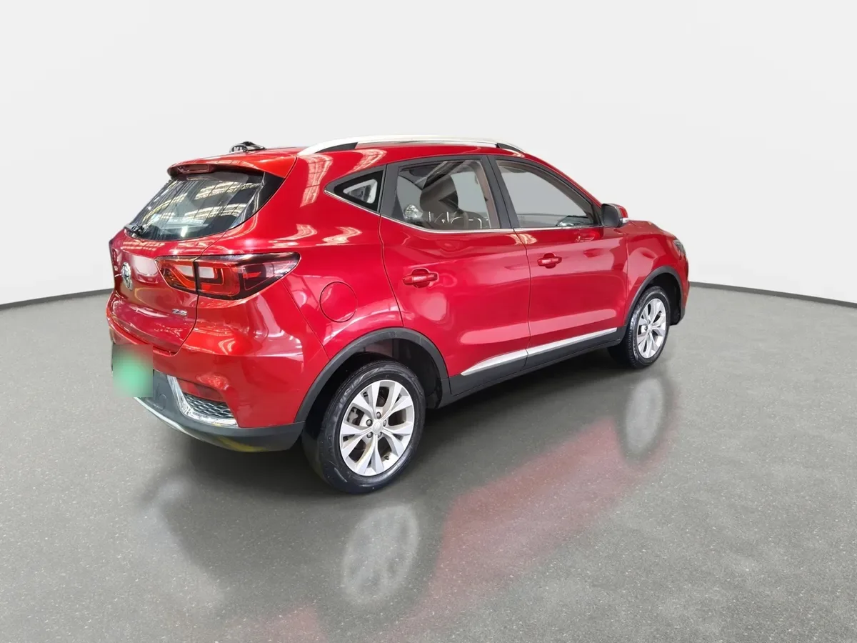 MG Mg Zs 1.5 Std 4x2 Mt 5p año 2023