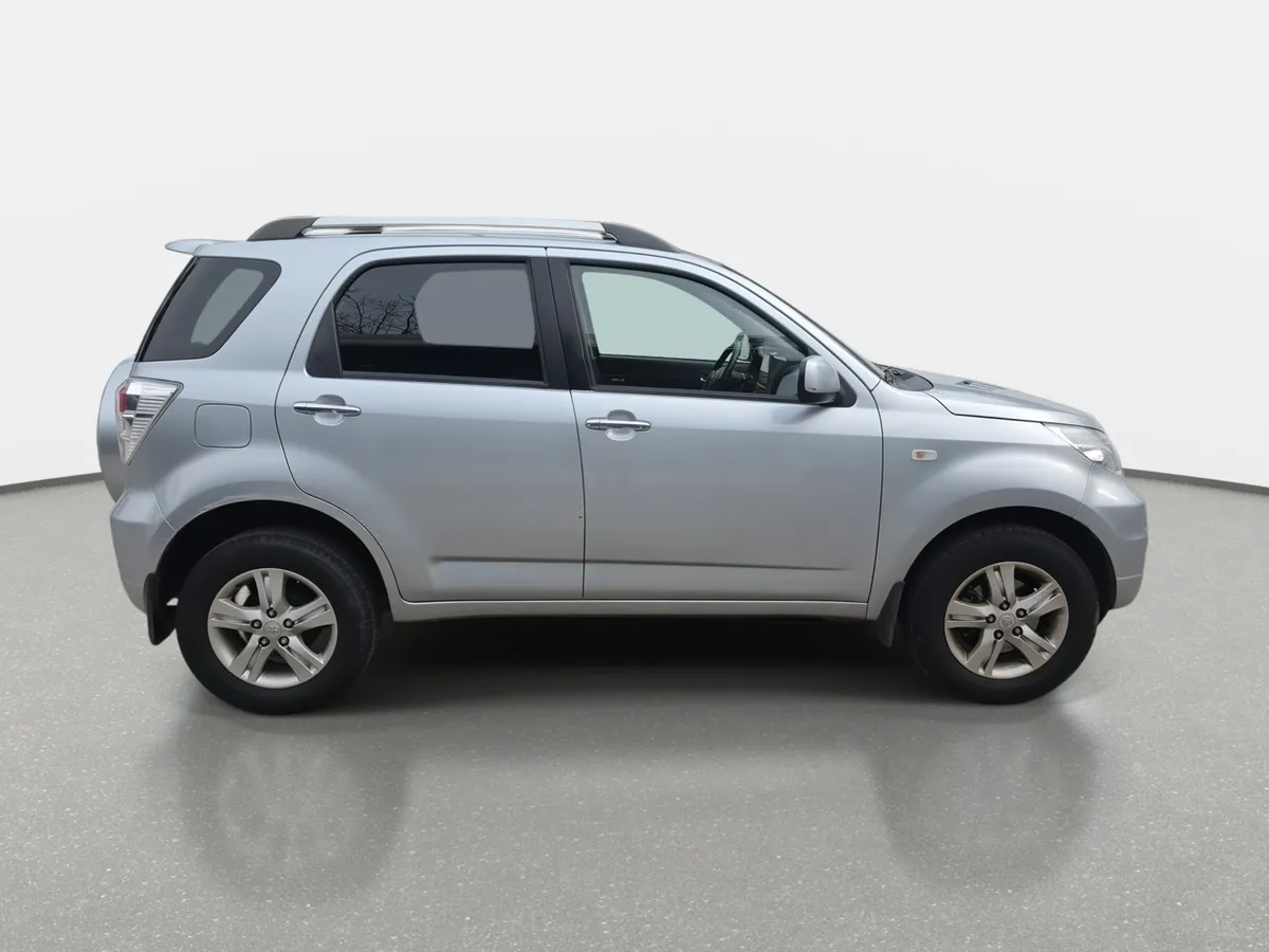 Toyota Rush 1.5 Lei 4x2 At 5p año 2018