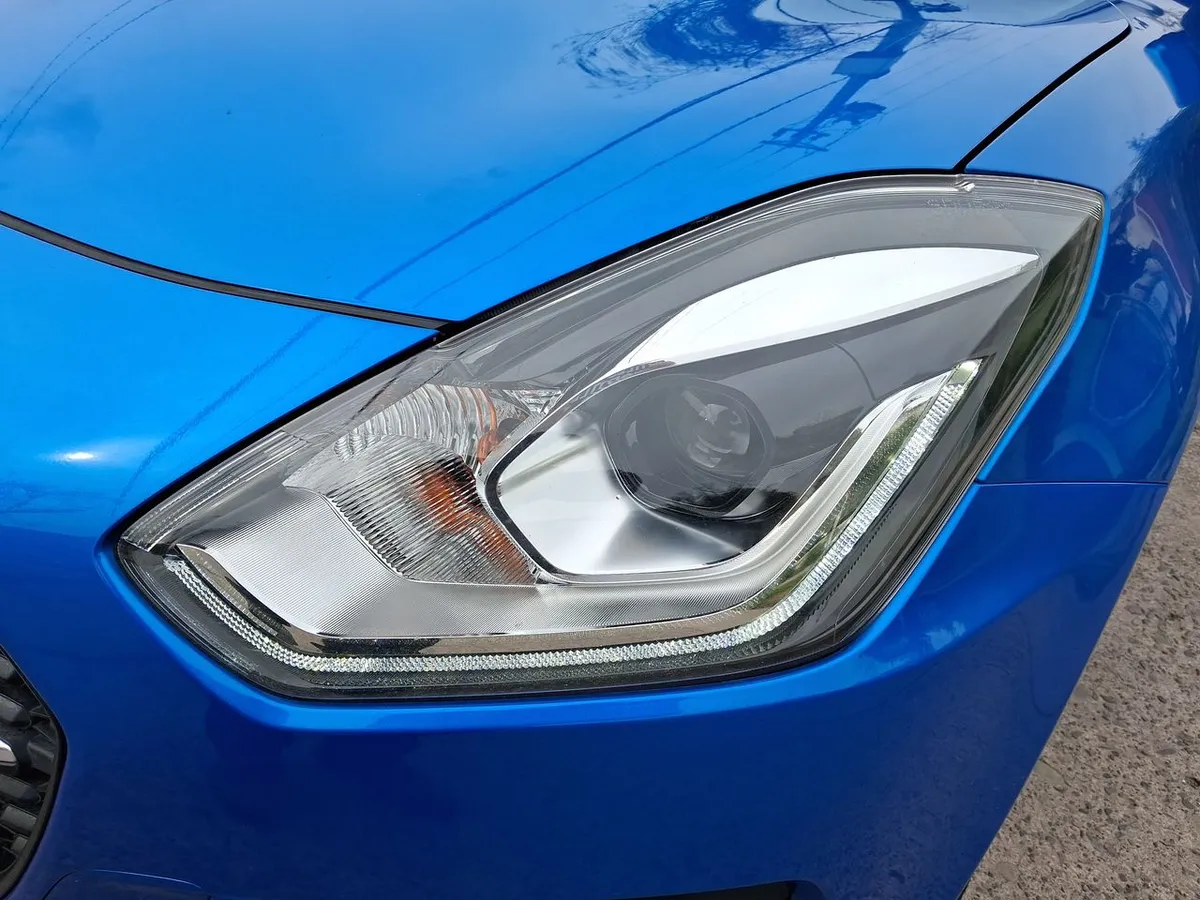 Suzuki Swift 1.2 Hybrid Plus 4x2 Hb Mt 5p año 2023