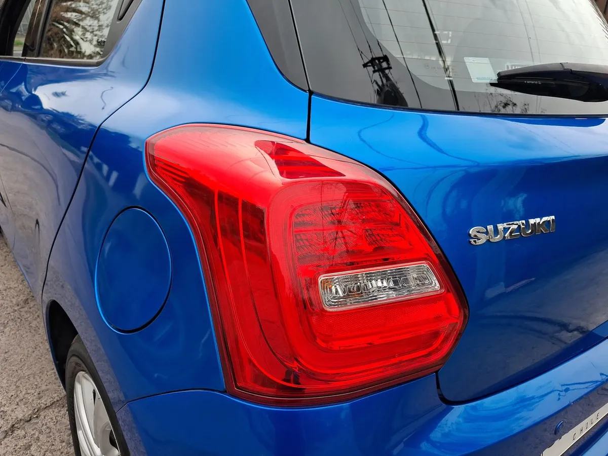 Suzuki Swift 1.2 Hybrid Plus 4x2 Hb Mt 5p año 2023