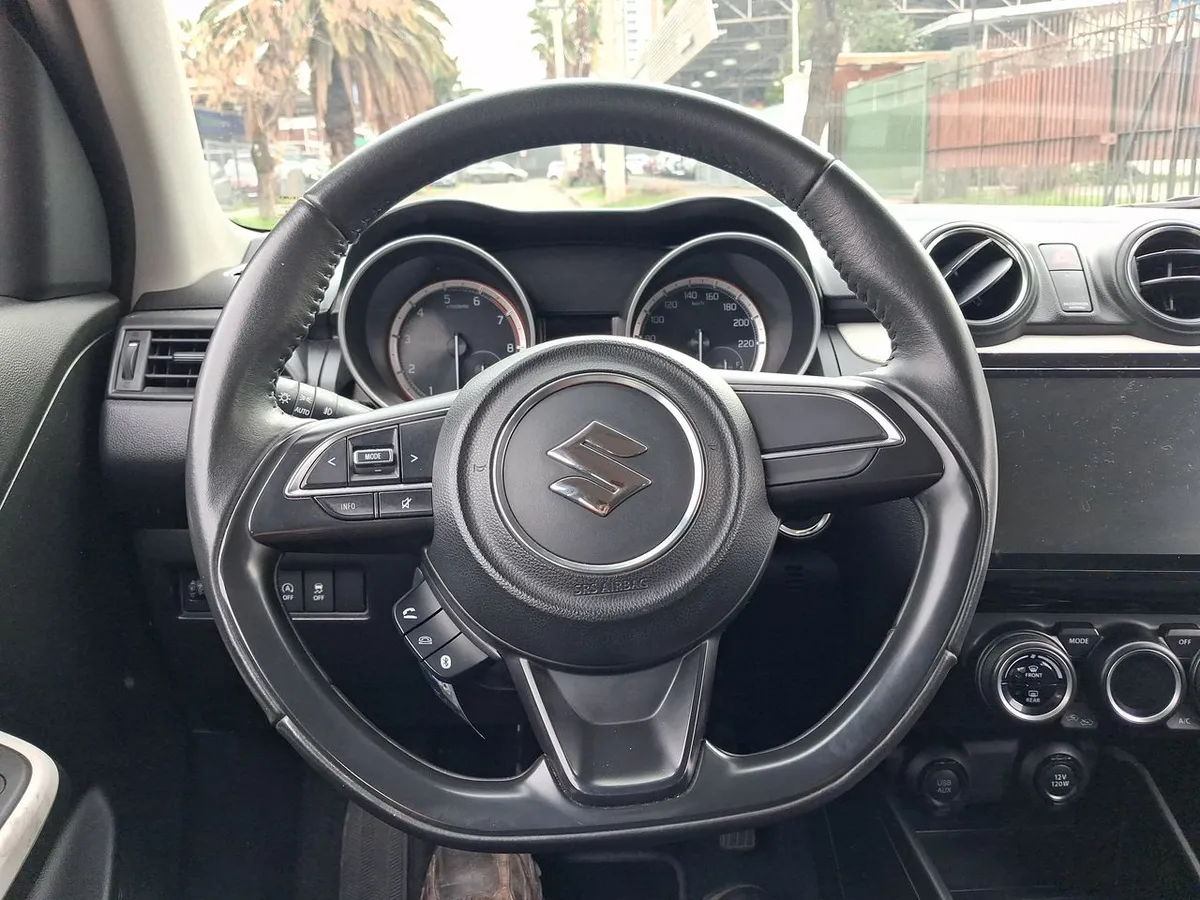 Suzuki Swift 1.2 Hybrid Plus 4x2 Hb Mt 5p año 2023