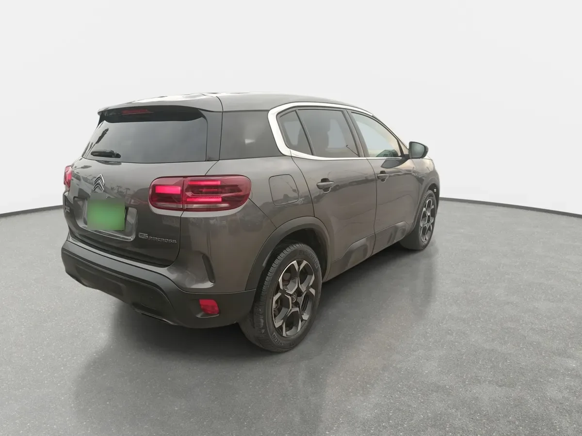 Citroen C5 Aircross 1.5 Feel Pack Diesel 4x2 130 Ss Eat8 At 5p año 2024