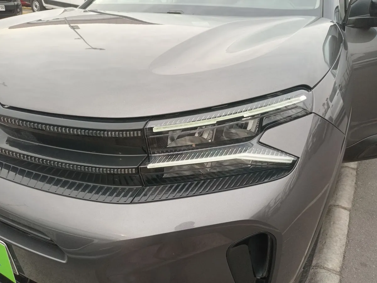 Citroen C5 Aircross 1.5 Feel Pack Diesel 4x2 130 Ss Eat8 At 5p año 2024