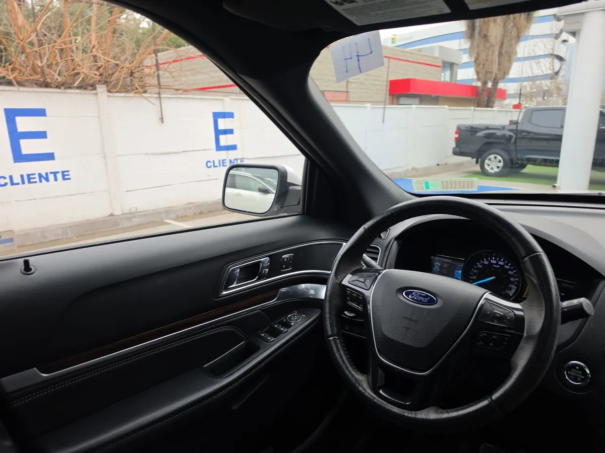 Ford Explorer 2.3 Limited Ecoboost 4x4 At 5p año 2019