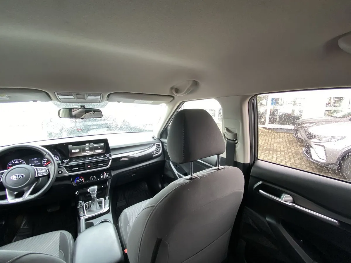 Kia Seltos 1.6 Ex 4x2 6at 5p año 2021