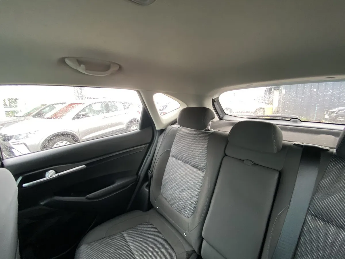 Kia Seltos 1.6 Ex 4x2 6at 5p año 2021