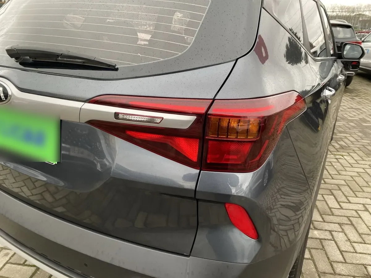 Kia Seltos 1.6 Ex 4x2 6at 5p año 2021