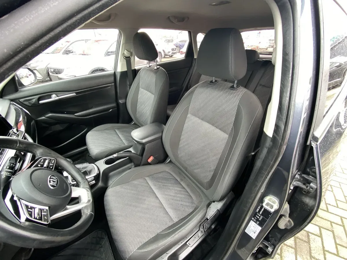 Kia Seltos 1.6 Ex 4x2 6at 5p año 2021
