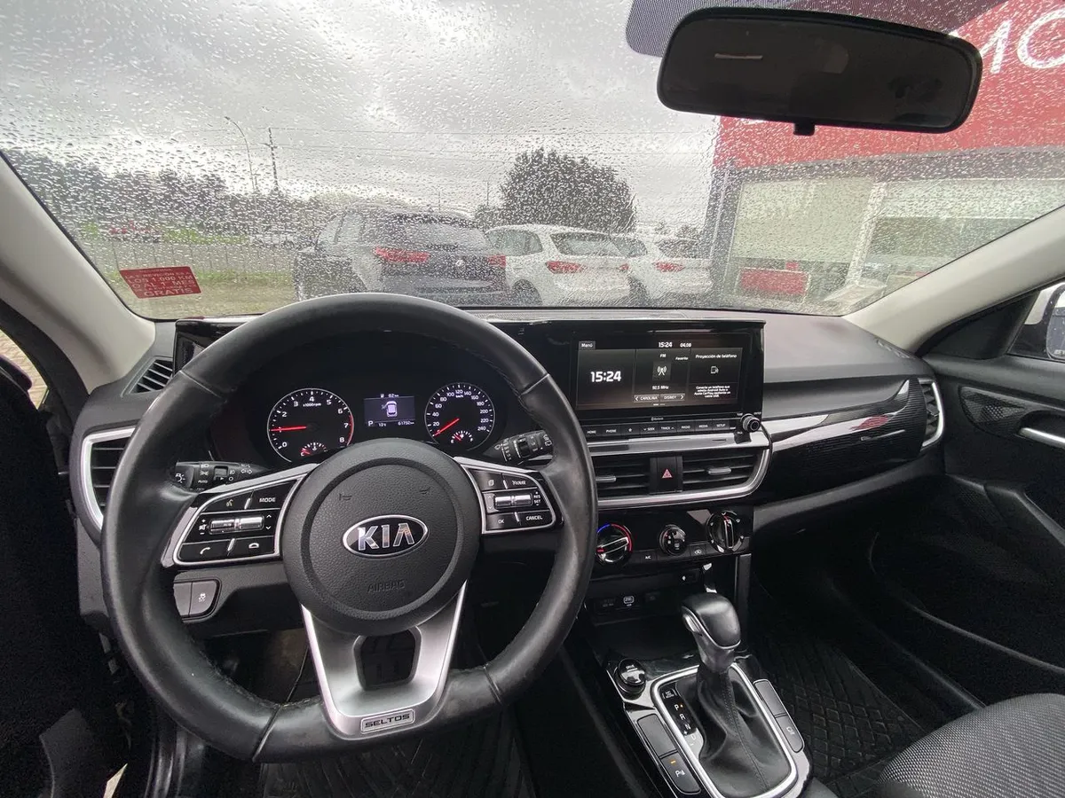 Kia Seltos 1.6 Ex 4x2 6at 5p año 2021