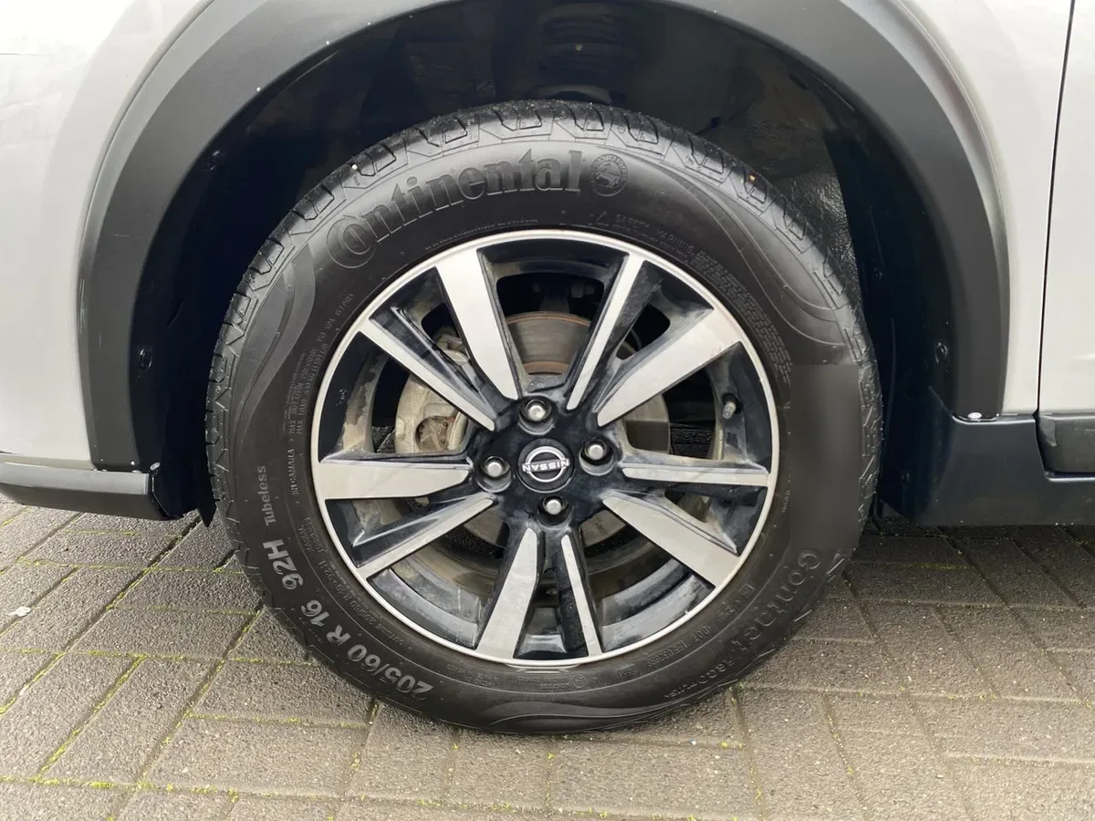 Nissan Kicks 1.6 Sense 4x2 Mt 5p año 2024