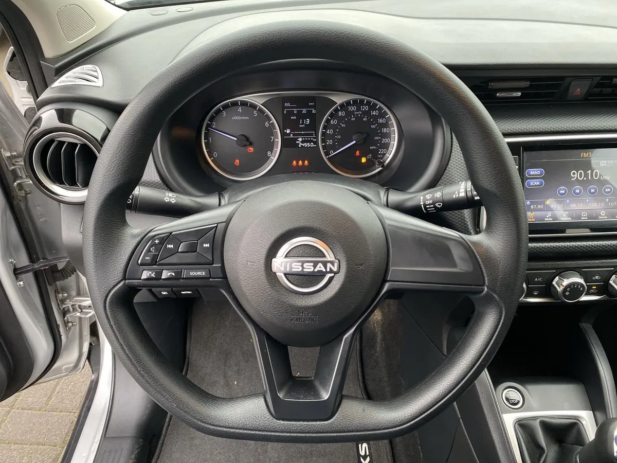 Nissan Kicks 1.6 Sense 4x2 Mt 5p año 2024