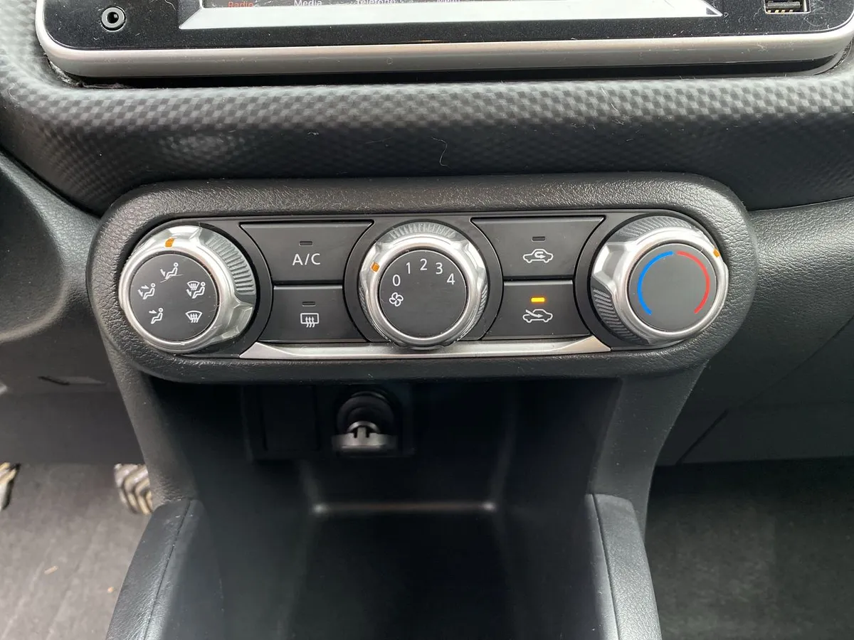 Nissan Kicks 1.6 Sense 4x2 Mt 5p año 2024