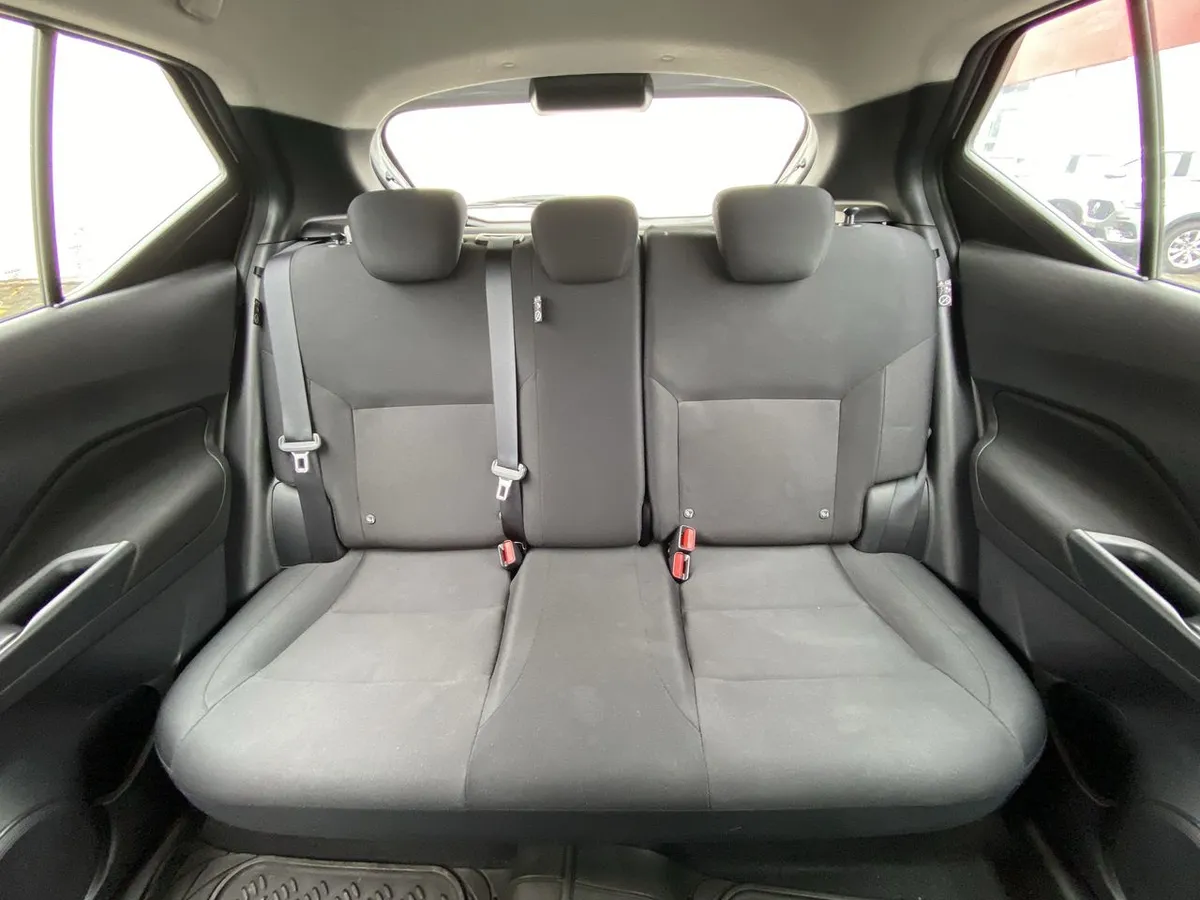 Nissan Kicks 1.6 Sense 4x2 Mt 5p año 2024