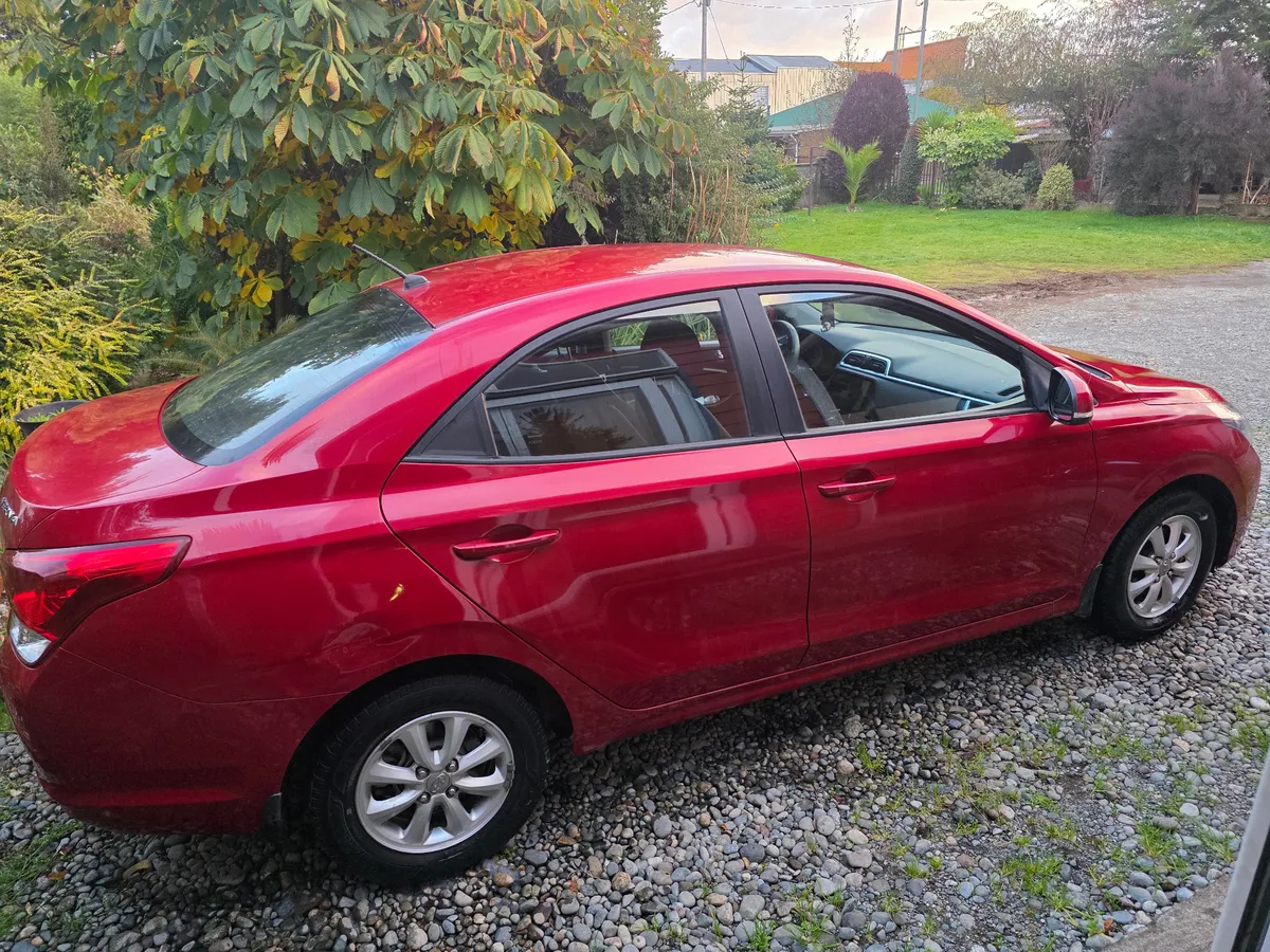 Hyundai Verna 1.4 Sel Mt año 2021