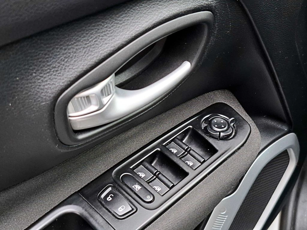 Jeep Renegade 1.8 Sport Lx At año 2022