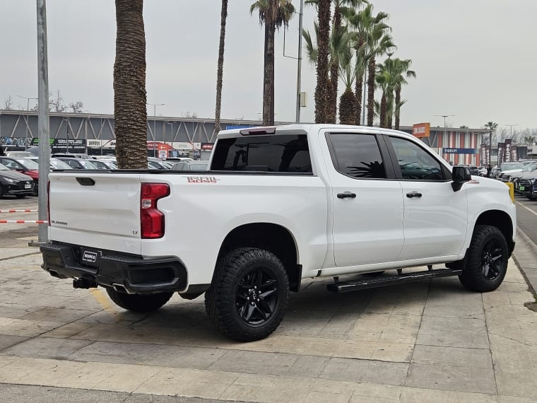 Chevrolet Silverado Silverado 5.3l Lt Tb At 4wd año 2022