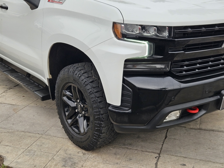 Chevrolet Silverado Silverado 5.3l Lt Tb At 4wd año 2022