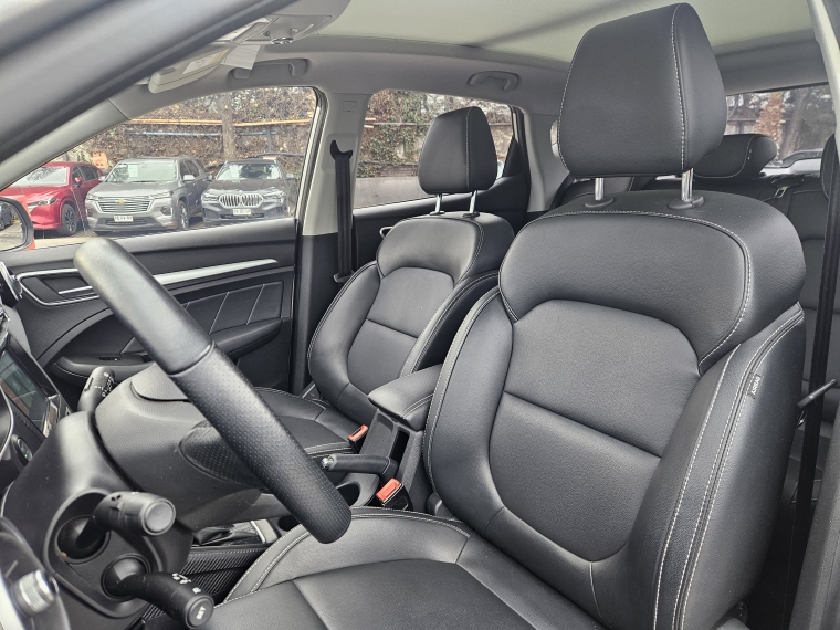 MG Zs 1.5 Com At año 2024