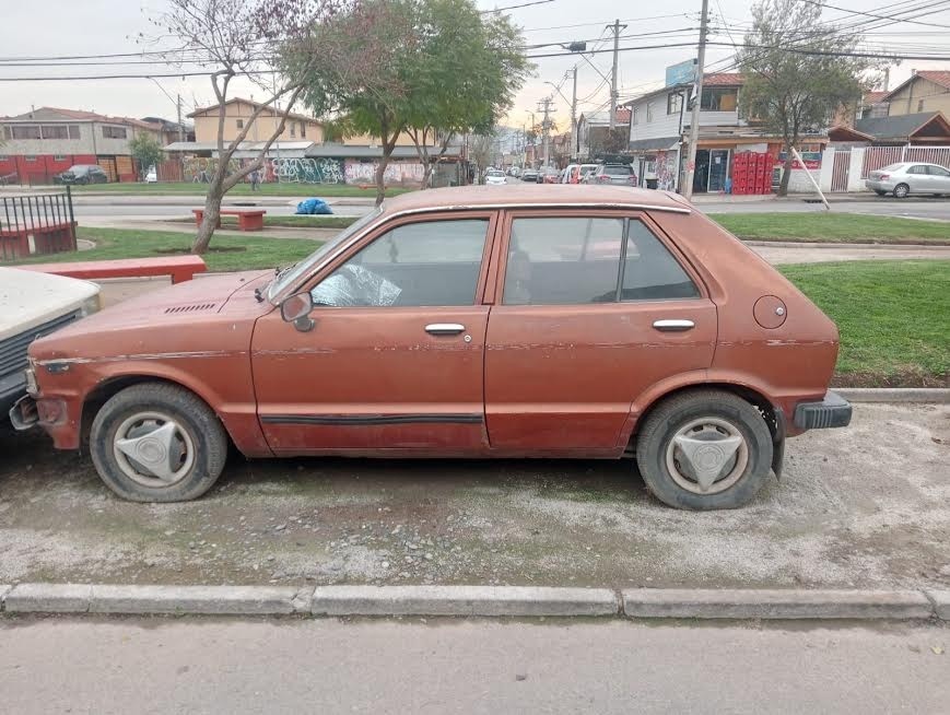 DAIHATSU CHARADE No Sé La Versión año 1982