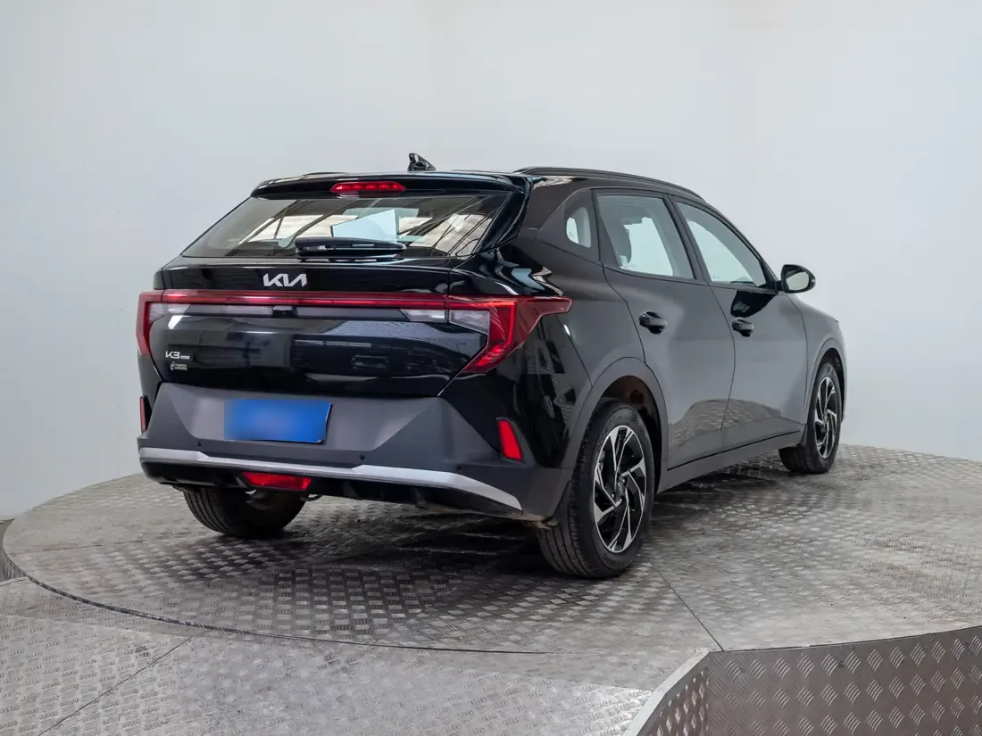 Kia K3 Cross K3 Cross Ex 1.6l 6mt. año 2025