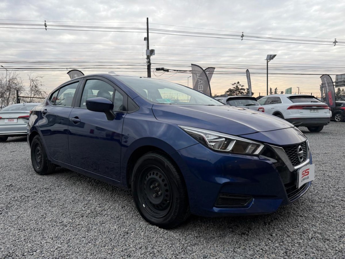 Nissan Versa Sense 1.6 Mt5 año 2022