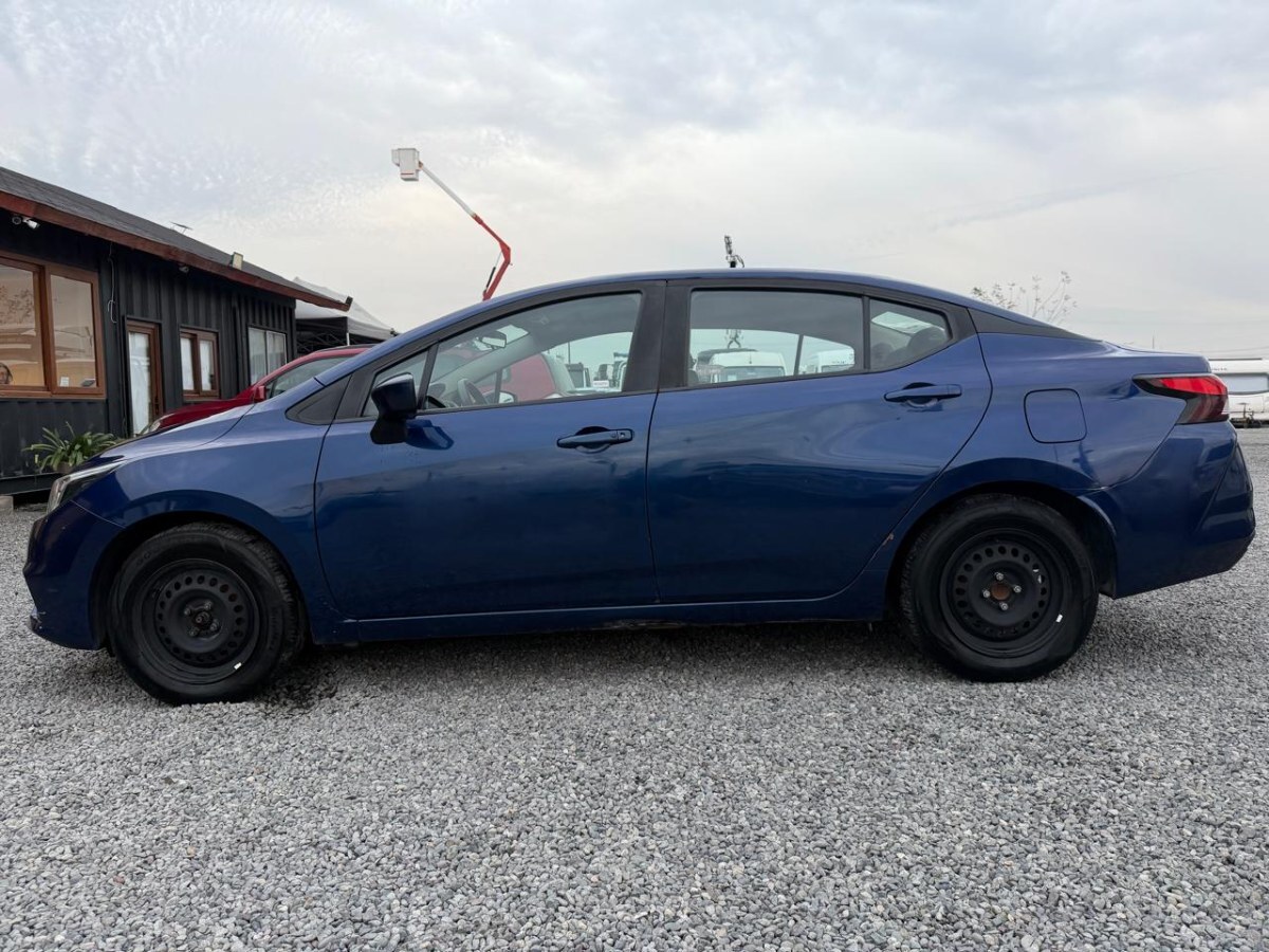 Nissan Versa Sense 1.6 Mt5 año 2022