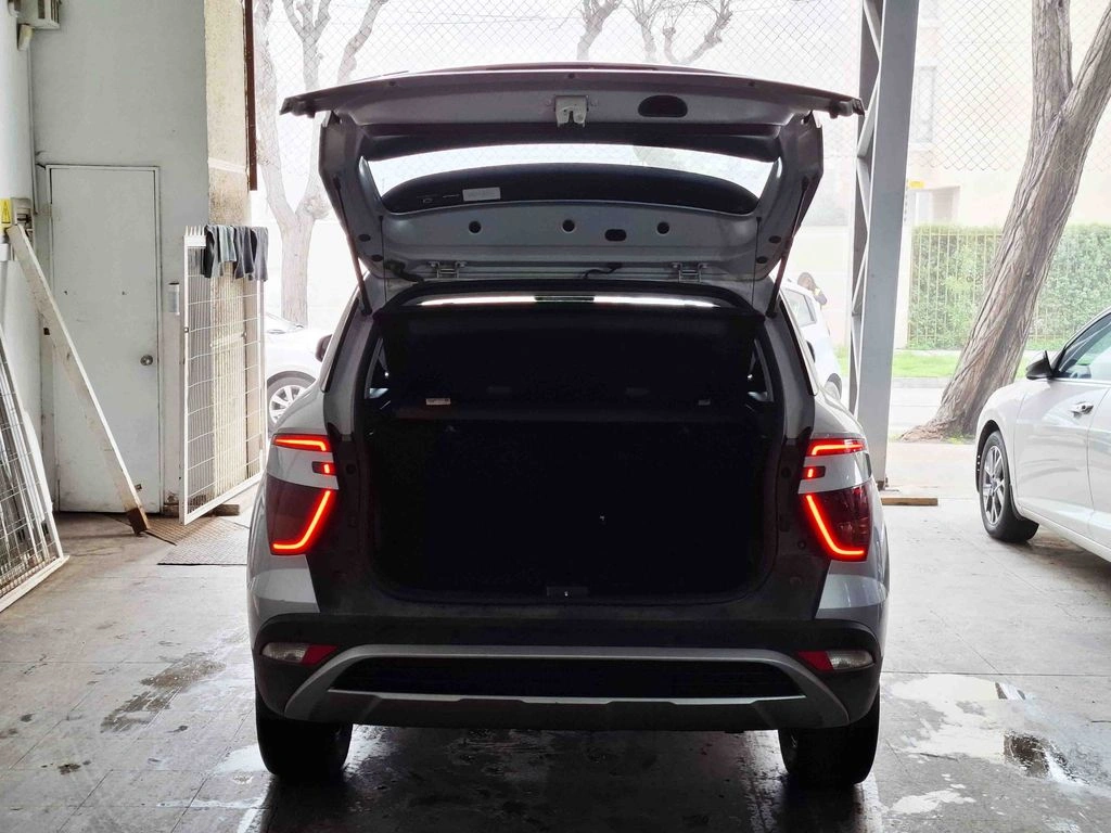 Hyundai Creta 1.5 Value Su2i 4x2 Mt 5p año 2023