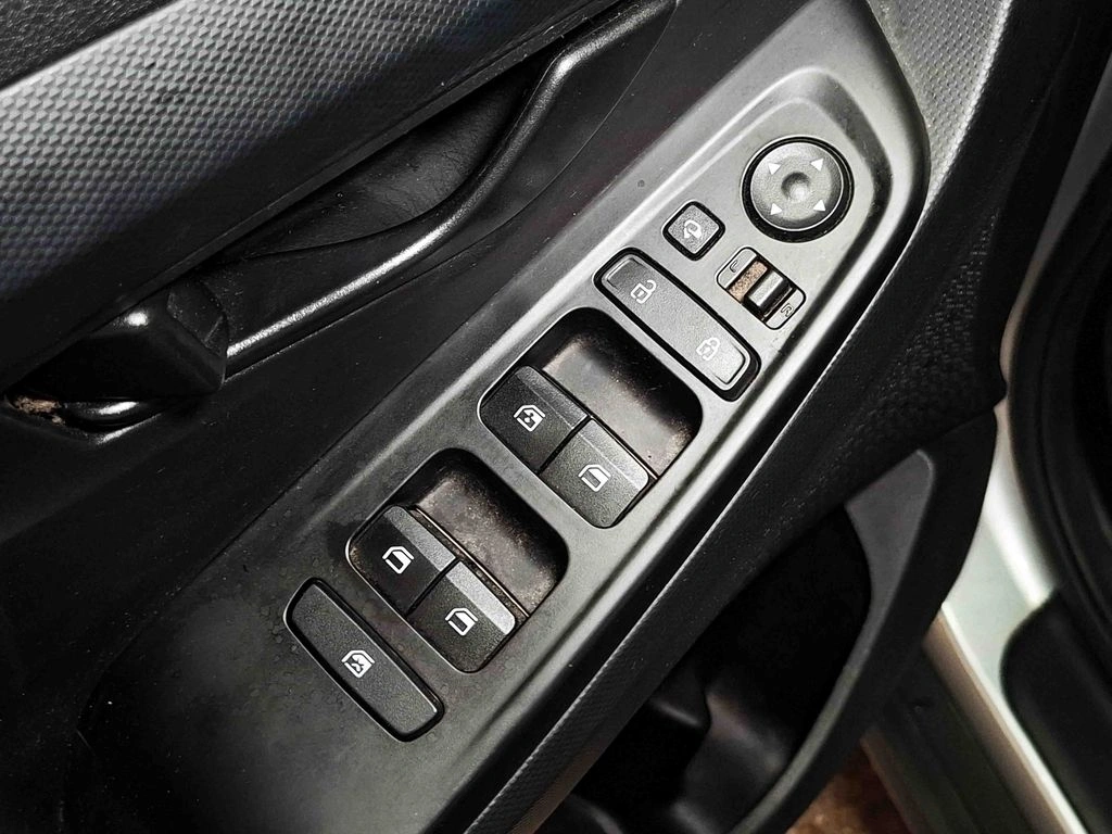 Hyundai Creta 1.5 Value Su2i 4x2 Mt 5p año 2023