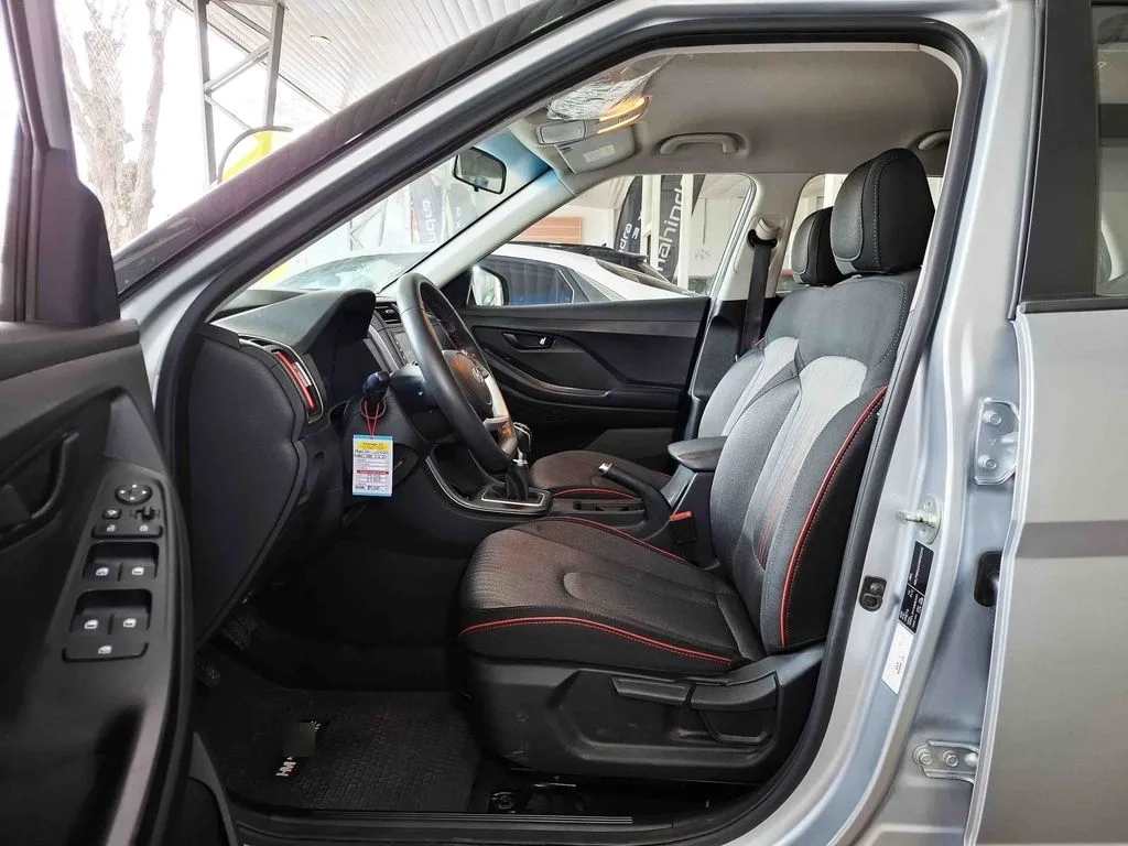 Hyundai Creta 1.5 Value Su2i 4x2 Mt 5p año 2023