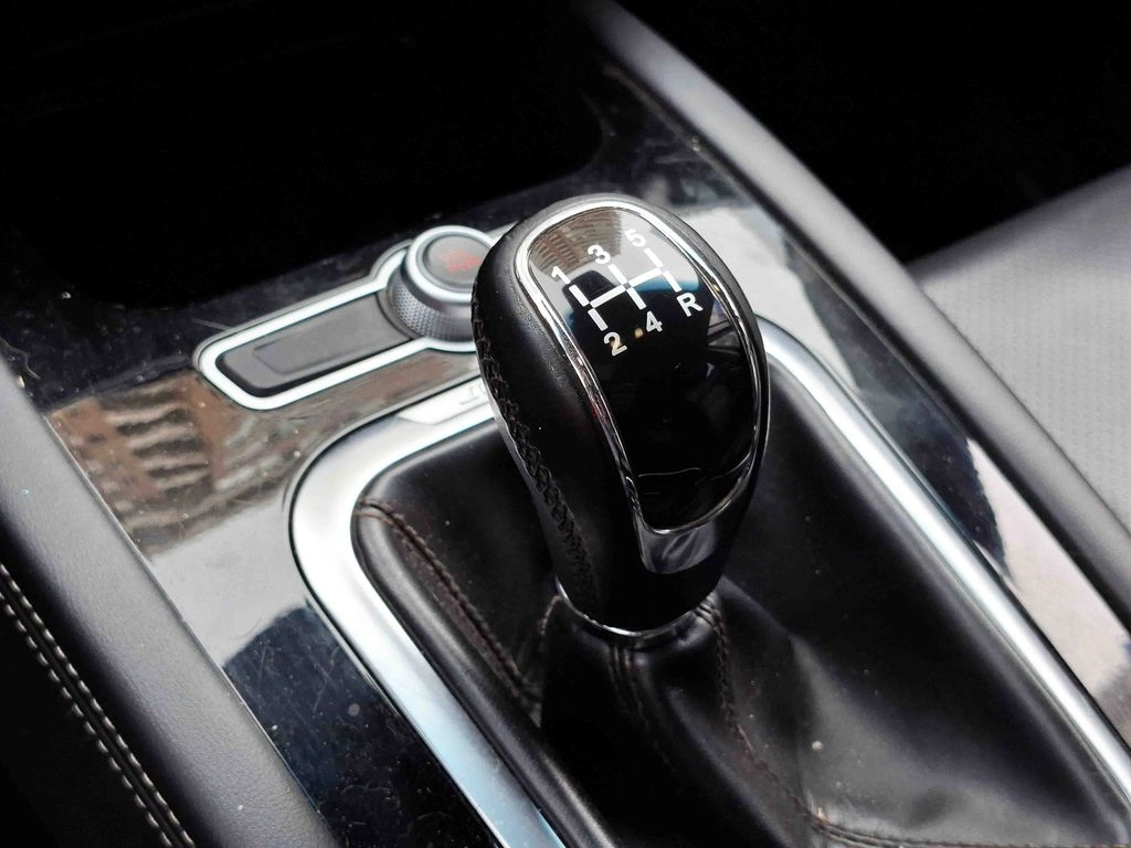 Jetour X70 1.5 Gls Mt año 2023